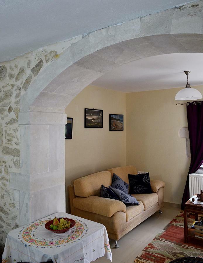 Arches Eleftherna Exteriér fotografie